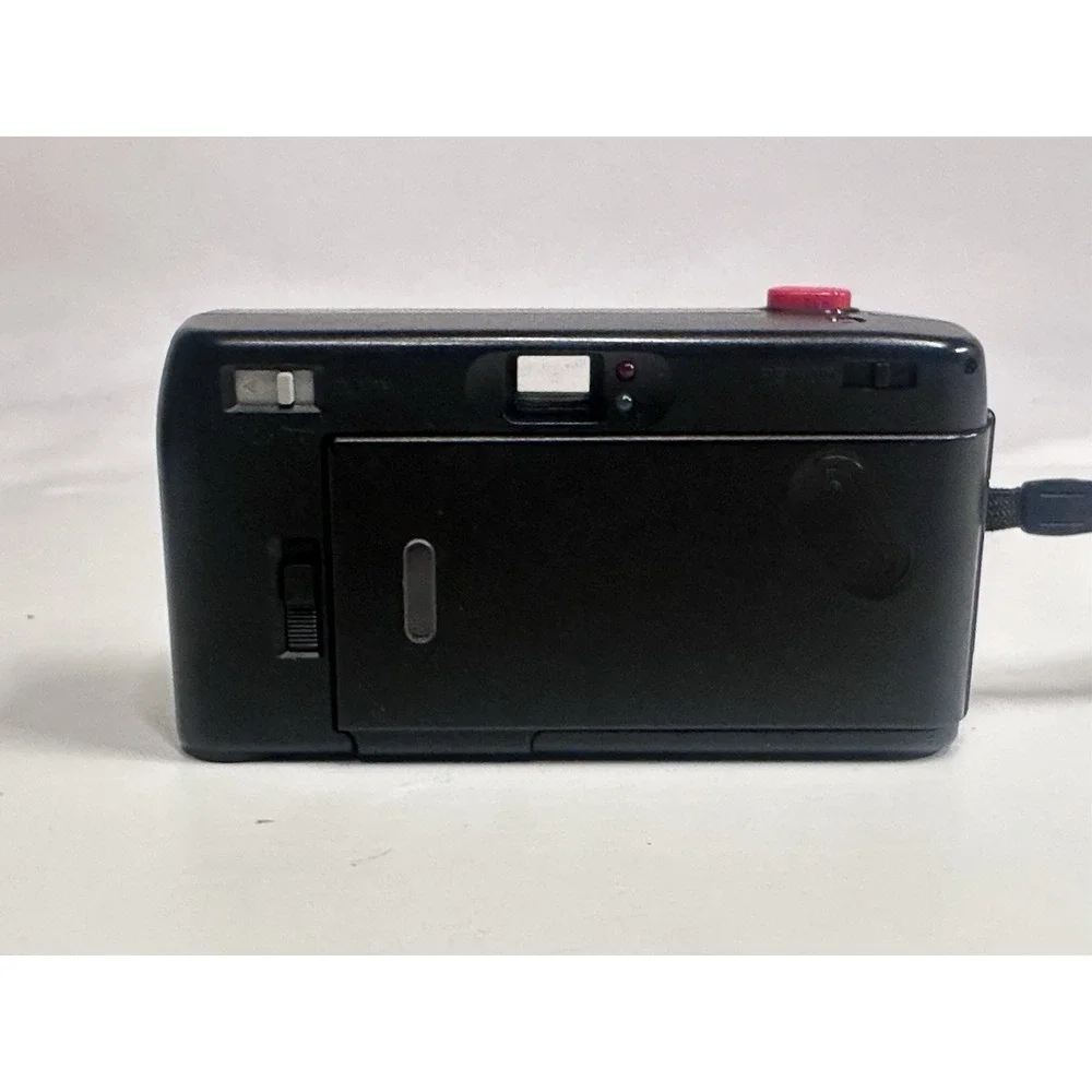 Vintage Vivitar RL2000 Focus Free DX 35mm Film Camera Untested